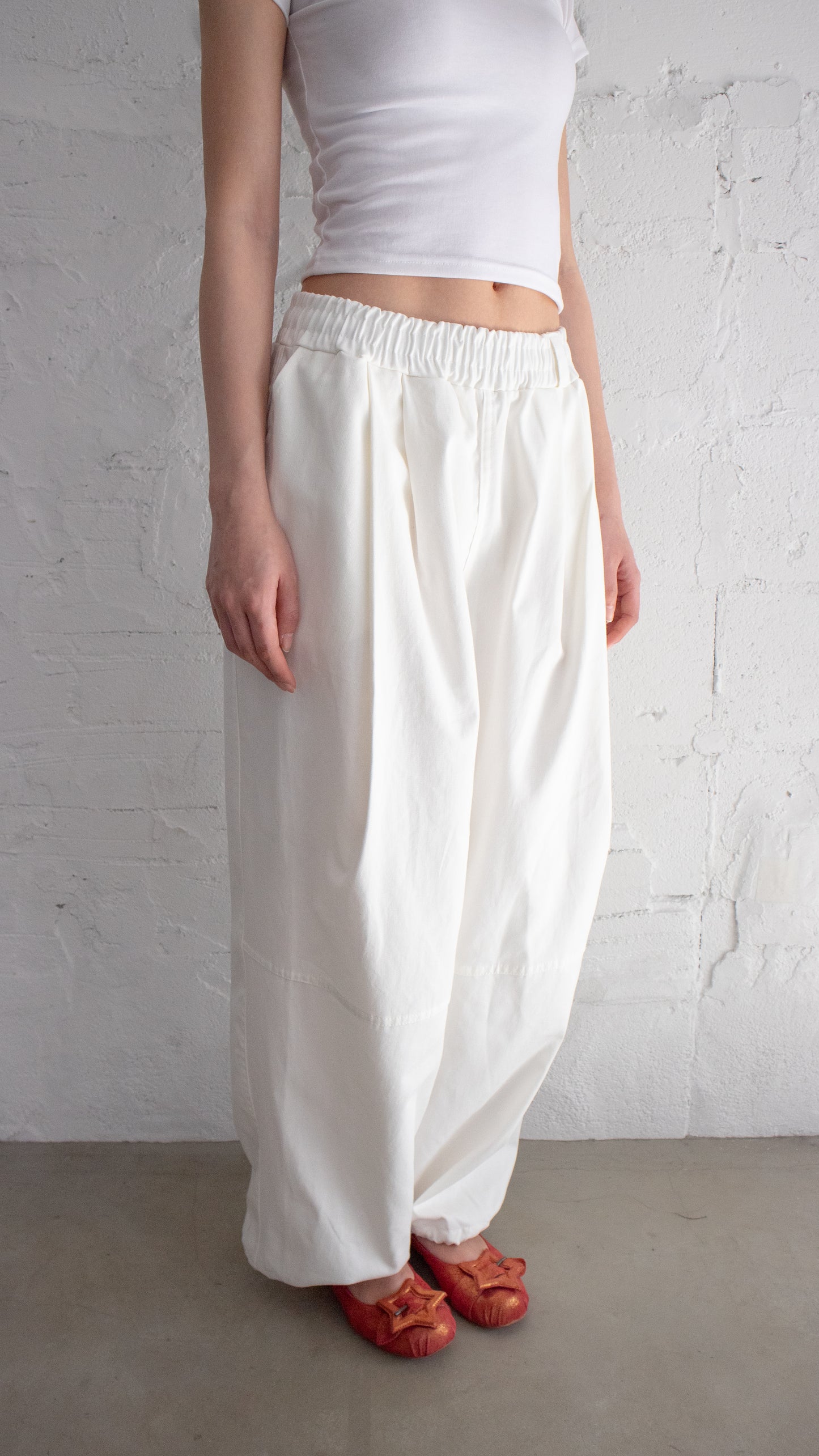 Cotton 2-tuck wide pants(white)