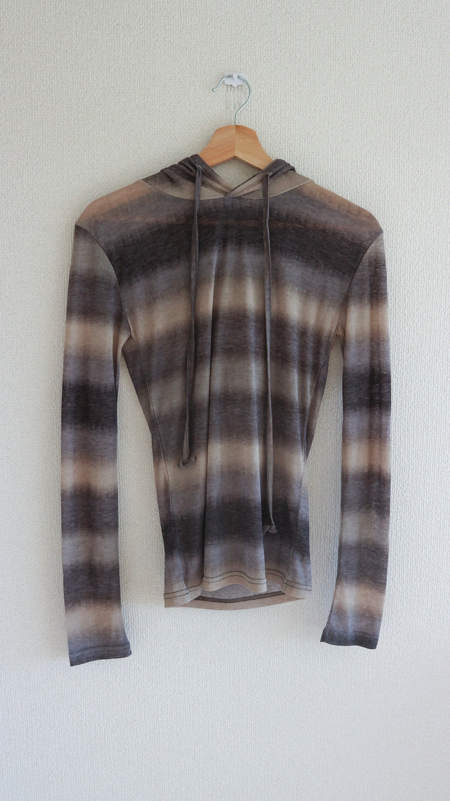 Sheer gradation hoodie (charcoal)