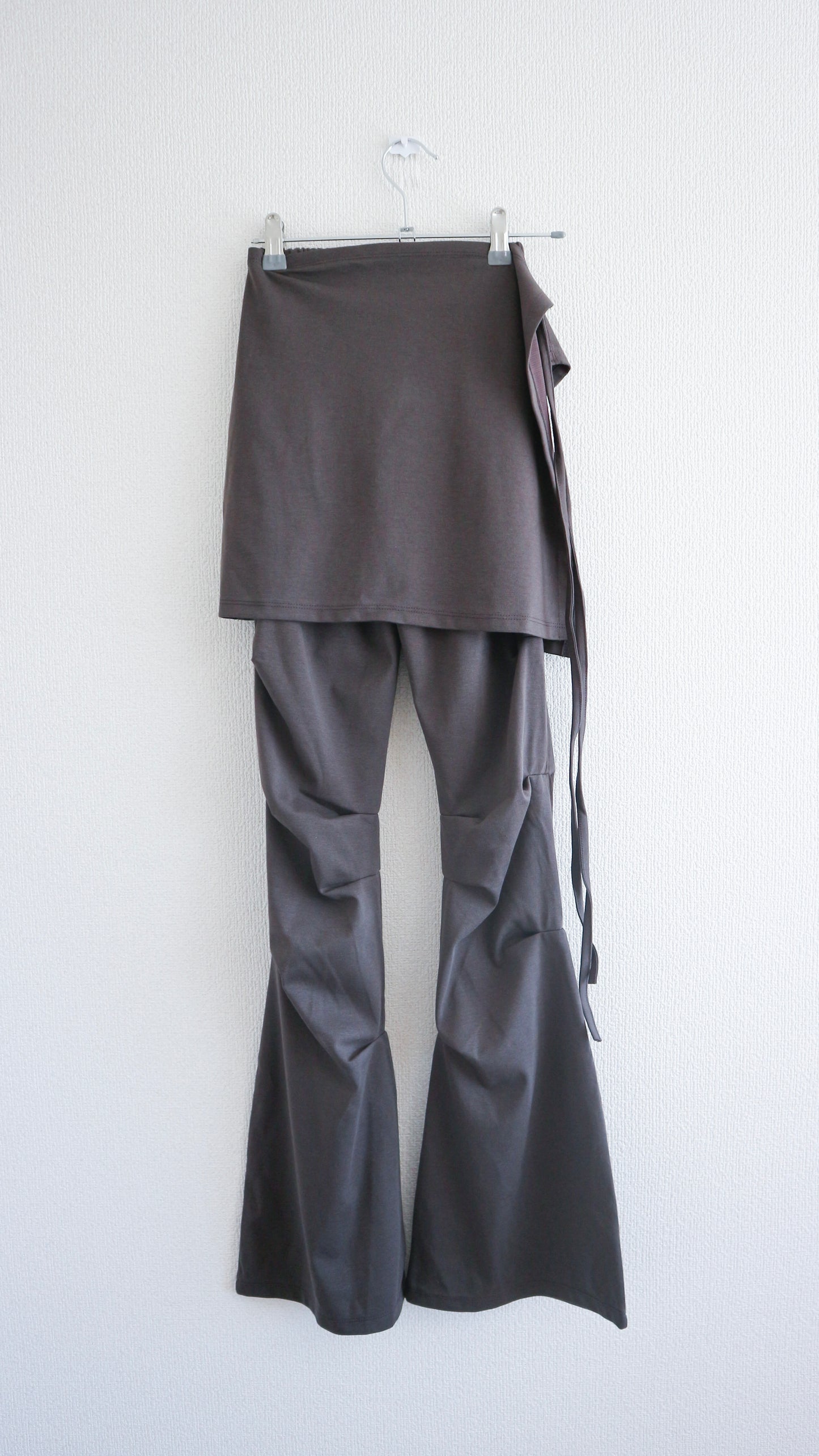 Technical skirt pants (charcoal)