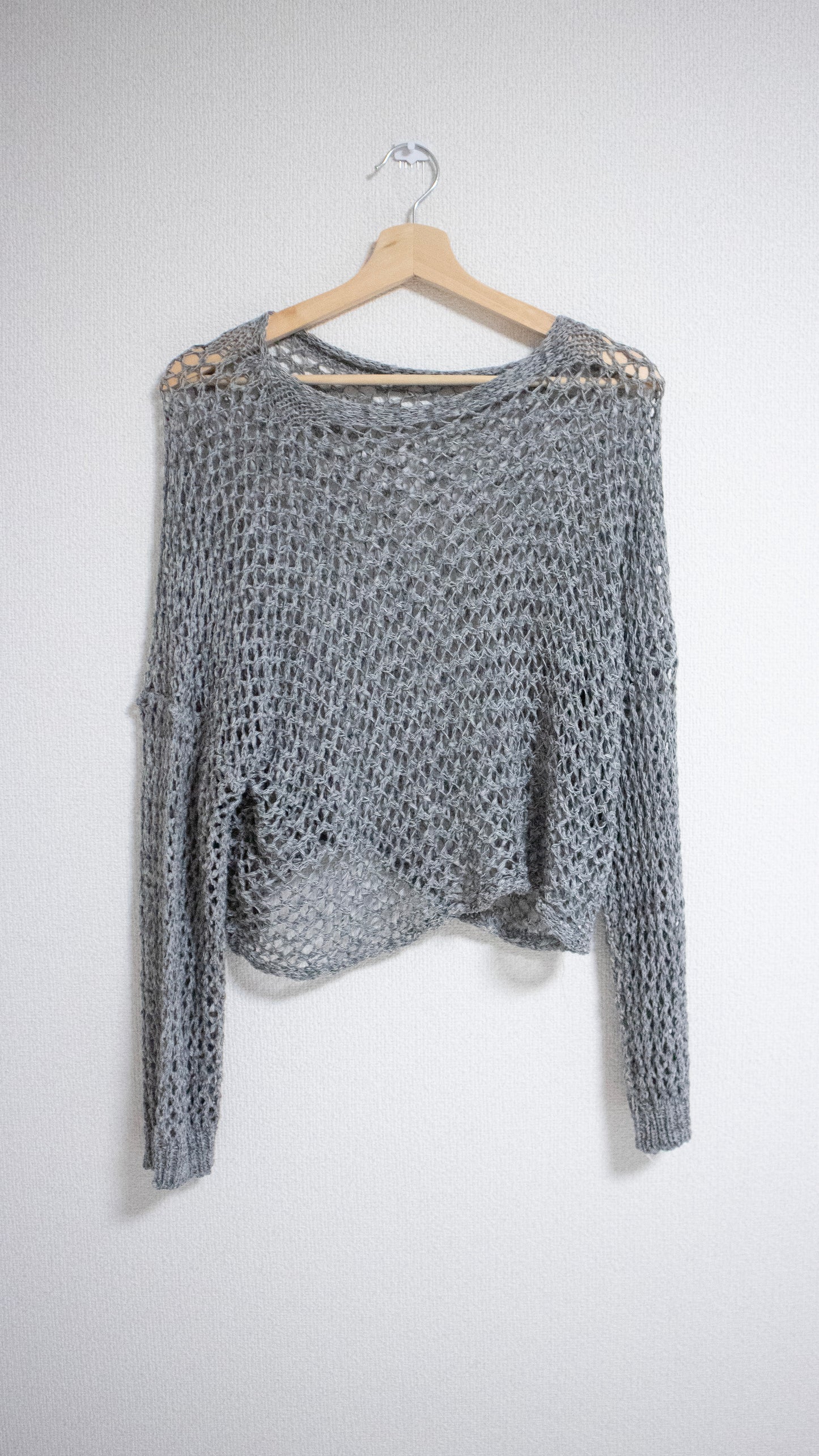 Cropped net top (gray)