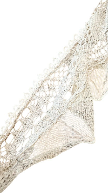 Lace frill scarf (ivory)