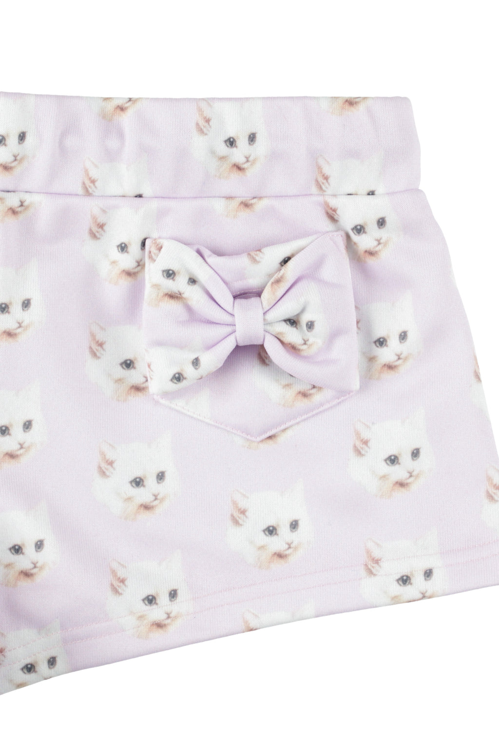 Neko ribbon pocket shorts