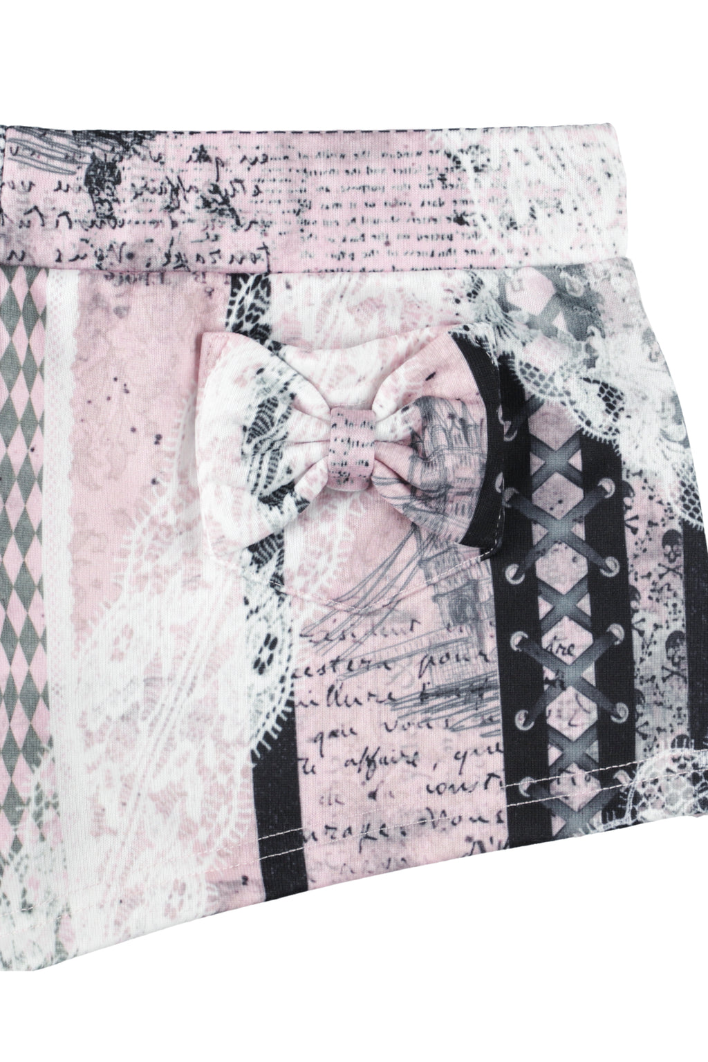 Lace-Up Ribbon Pocket Shorts