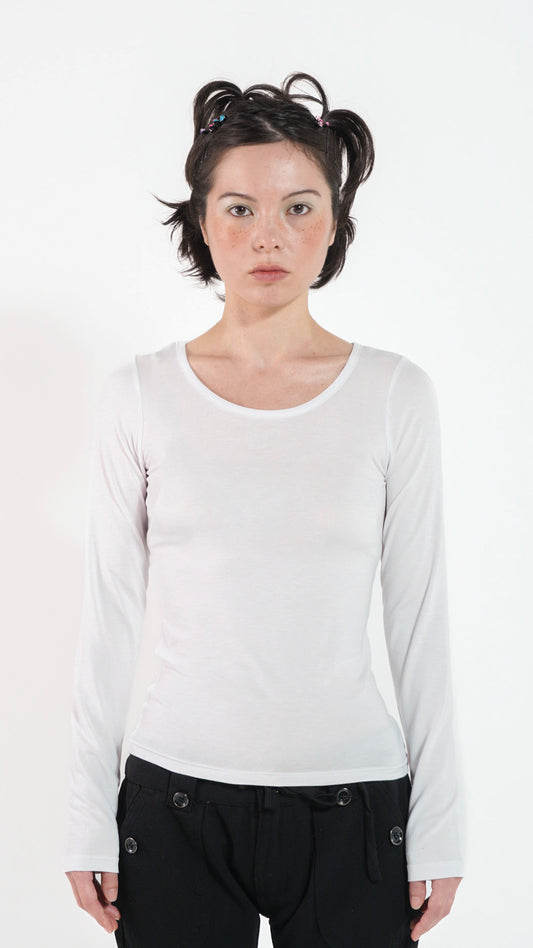 Basic u-neck L/S tee (white)