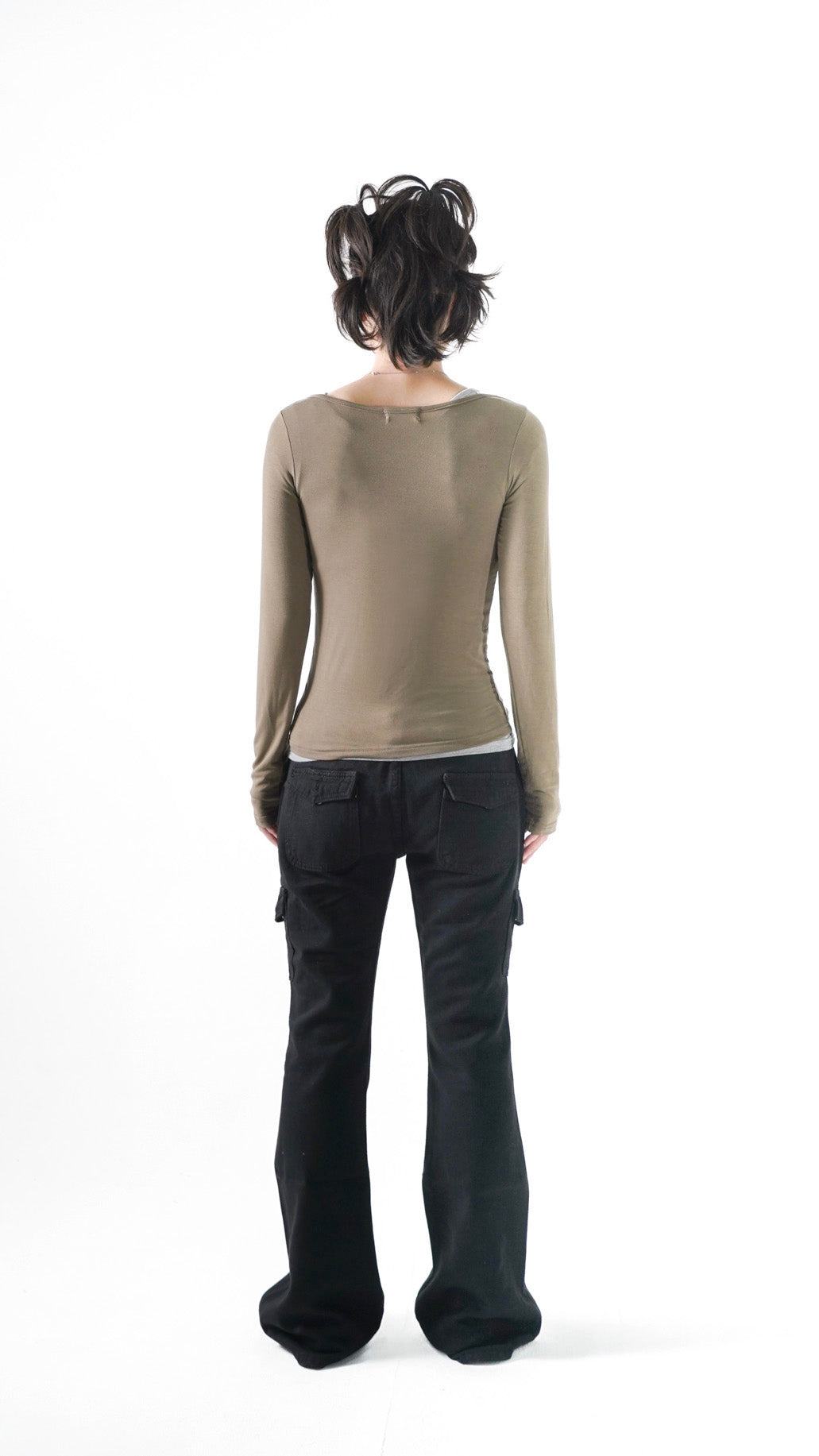 Basic u-neck L/S tee (khaki)