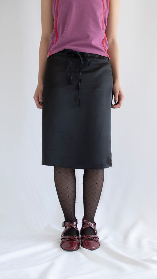 Satin string midi skirt (black)