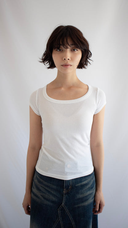 U-neck rib crpped top (white)